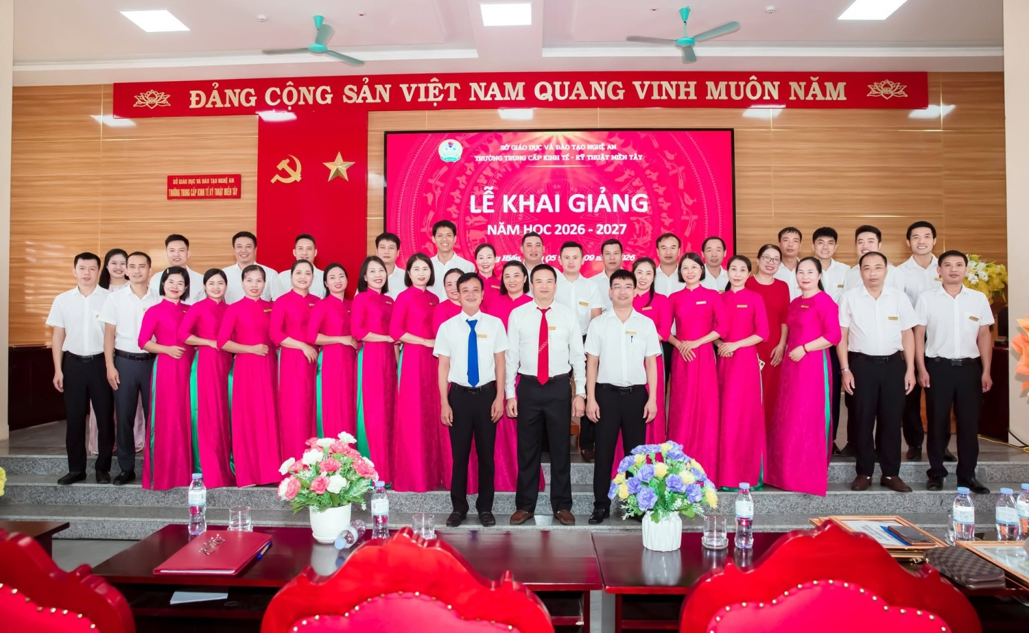 LỄ RA MẮT CÔNG ĐOÀN CƠ SỞ TRƯỜNG TRUNG CẤP KINH TẾ - KỸ THUẬT MIỀN TÂY – MỐC SON MỚI ĐẦY TỰ HÀO!